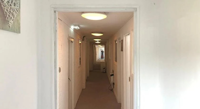 O Hostel
