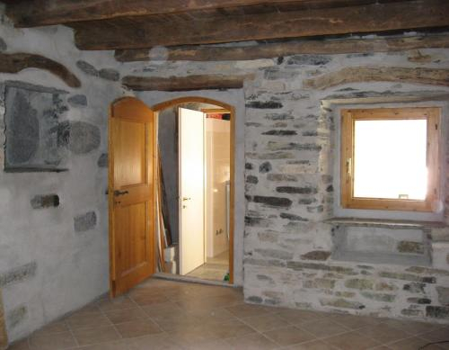 Moltrasio Casa DellUva