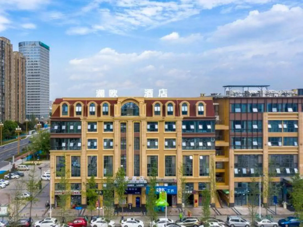 Lanou Hotel