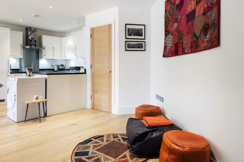 Majestic Maida Vale Home near Regents Park