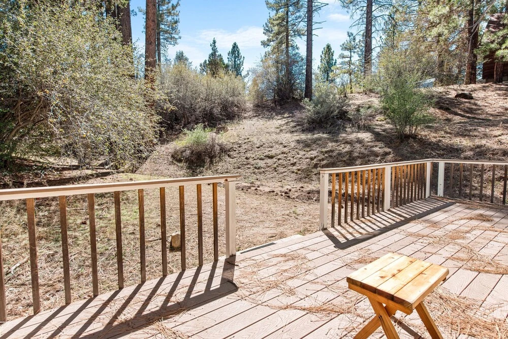 Sugarpaw Cottage - Very Private Cabin Nestled Amongst Towering Pines In This Cozy Mountain Home! 3 Bedroom Cabin