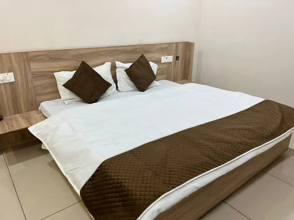 Hotel Prakash Block-1