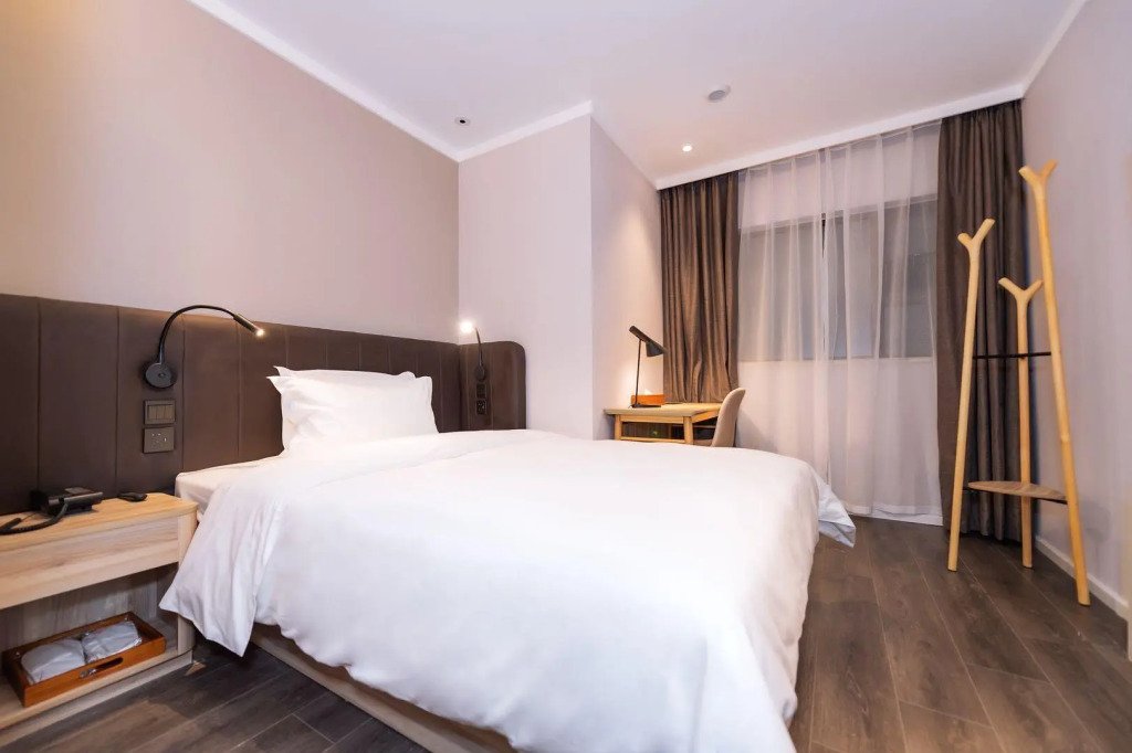 Hanting Premium Hotel Chengdu Chunxi Taikoo Li New Store