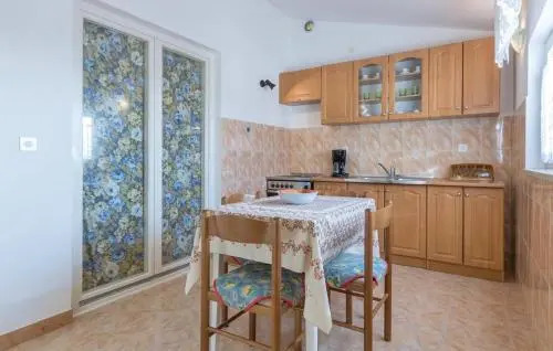 Apartments Milka 1767