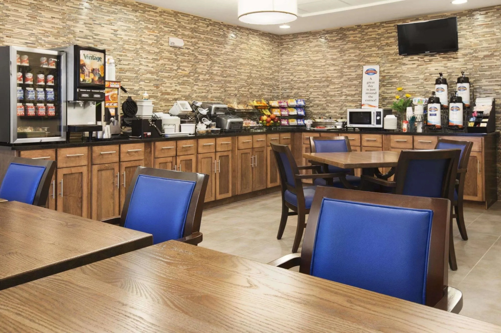 Best Western North Bryant Inn