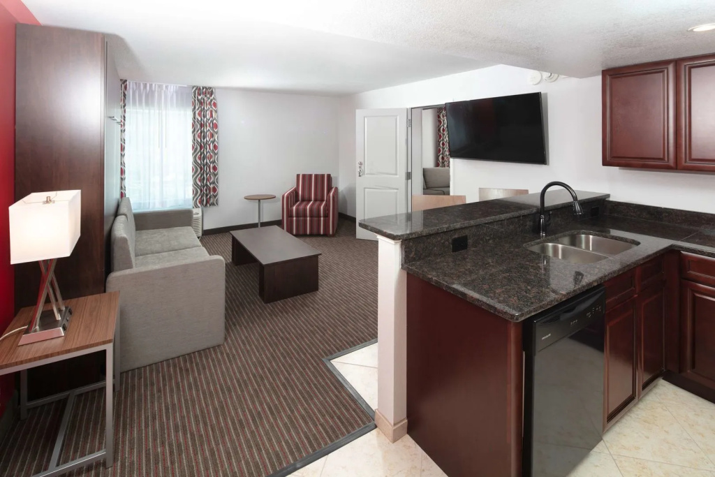 Radisson Hotel Orlando Lake Buena Vista South