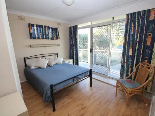 BEACHFRONT 3- 3/12 Bundella Ave LC