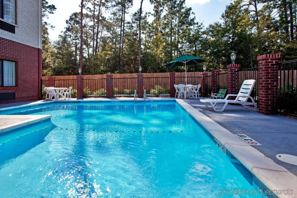 Holiday Inn Express Hotel & Suites Biloxi- Ocean Springs by IHG