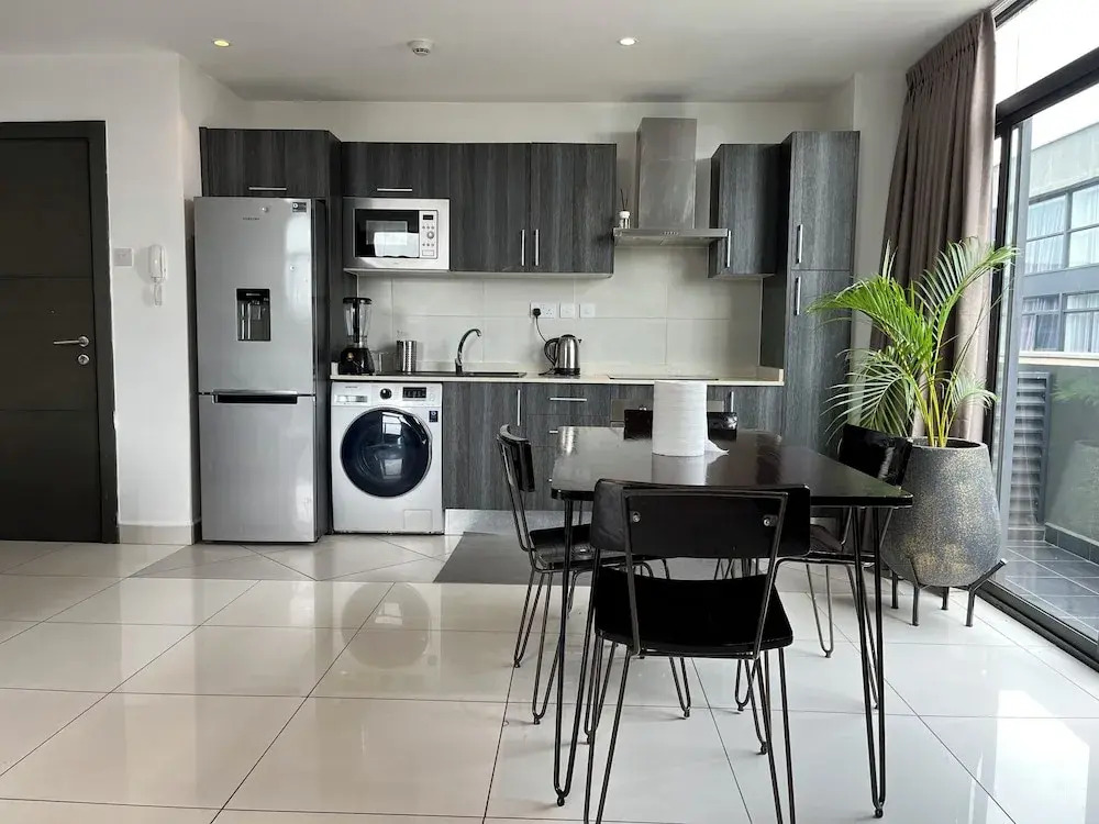 Easy Stay at Embassy Gardens Apartment