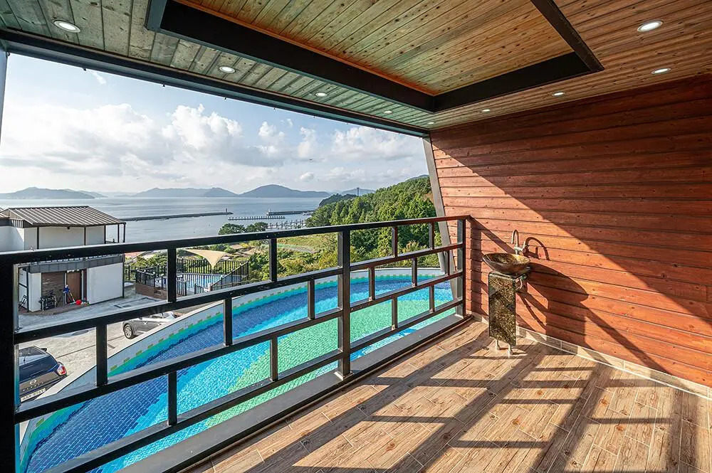 Geojedo Piskina Poolvilla Pension