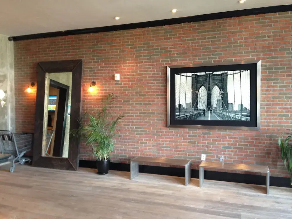 Pelicanstay near Holland Tunnel