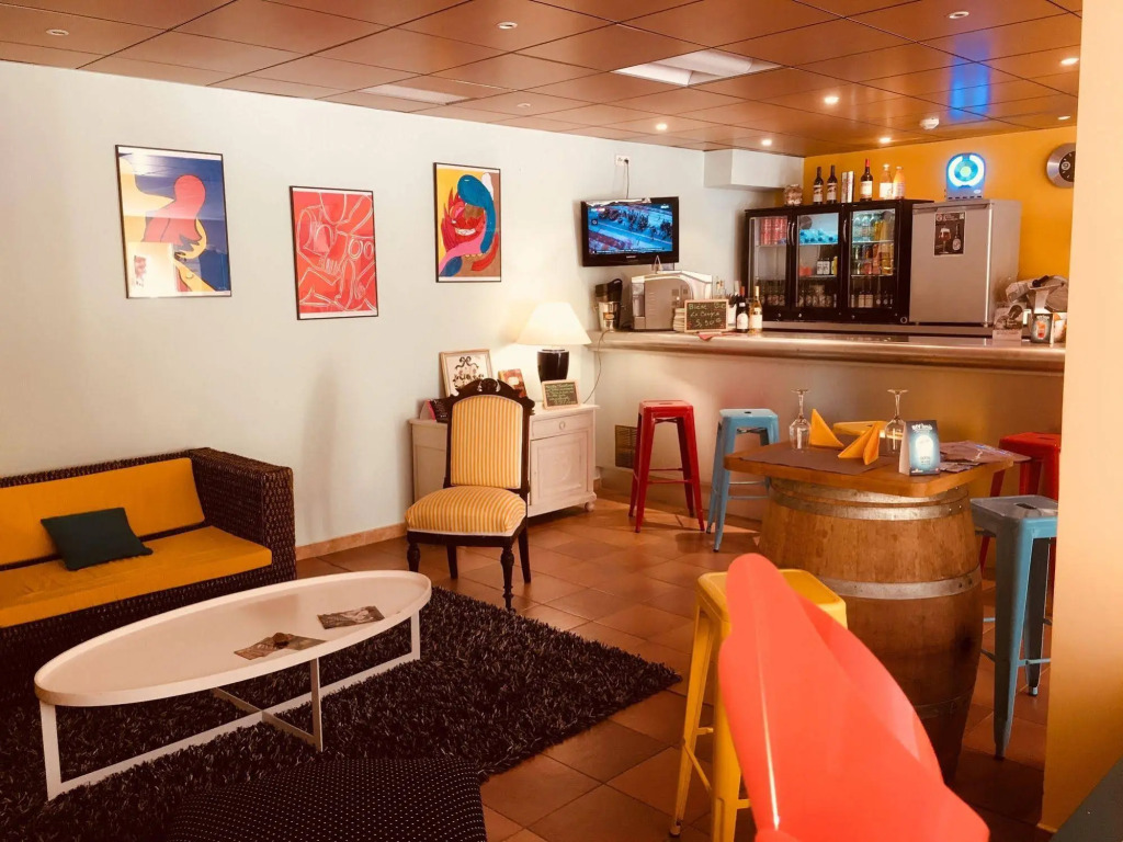 AppartHotel-Restaurant Castel Emeraude
