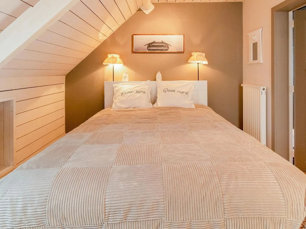 Spacious Holiday Home in Nieuwpoort With Garden