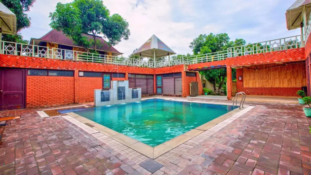 Pyramid Home Divine - A Wellness Resort