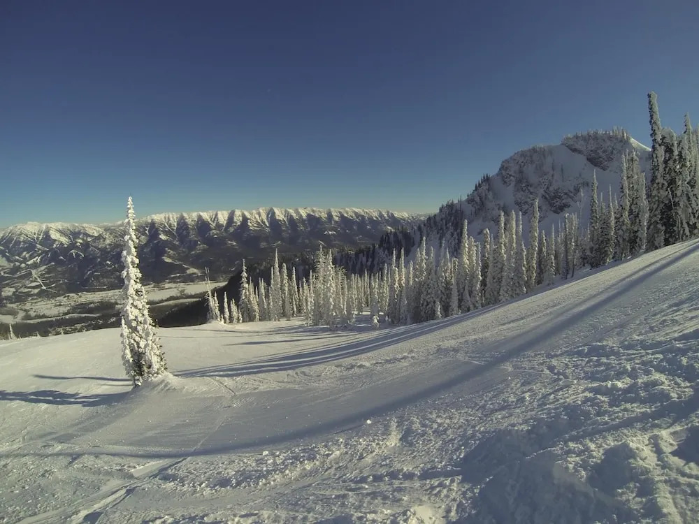 Fernie Slopeside Lodge