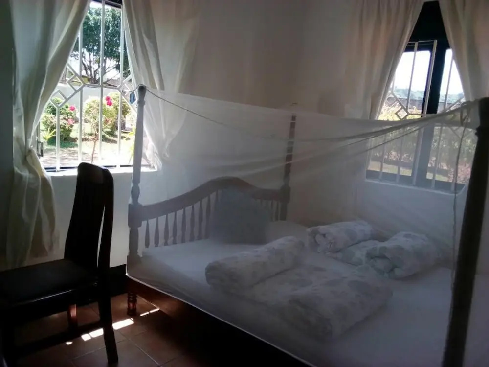 Rena Akasha Establishments