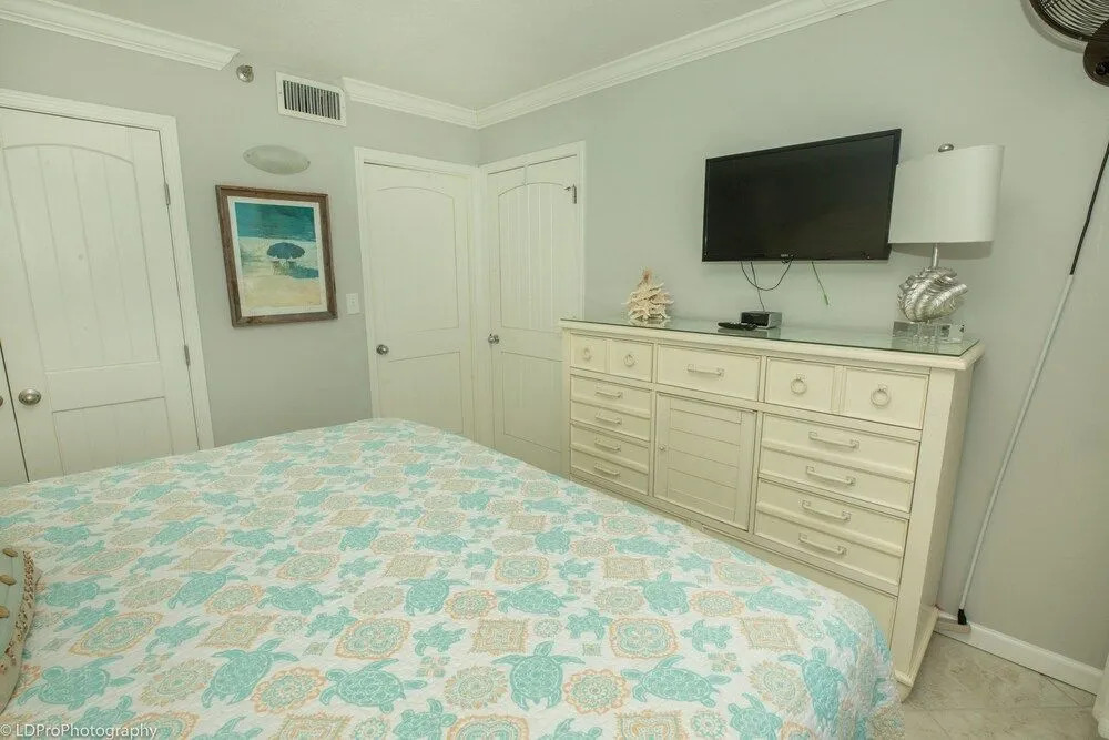 Magnolia House 305 2 Bedroom Condo by RedAwning