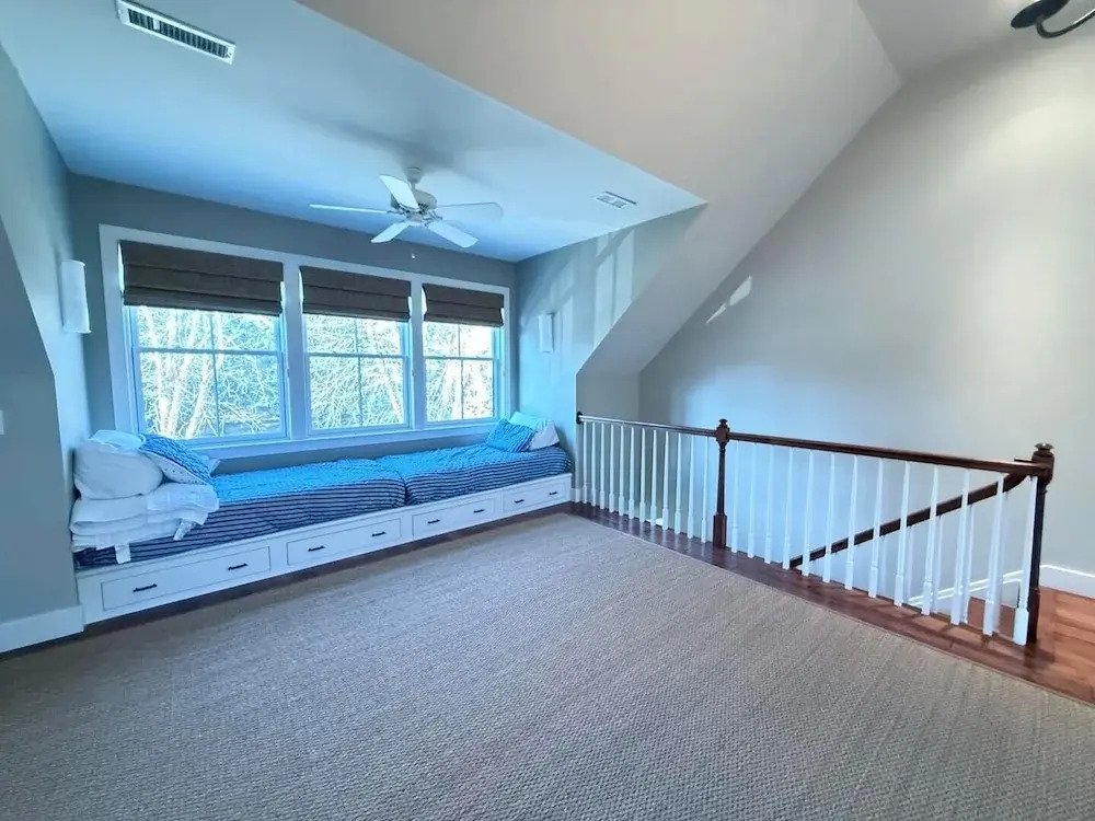 Pine Reach 42