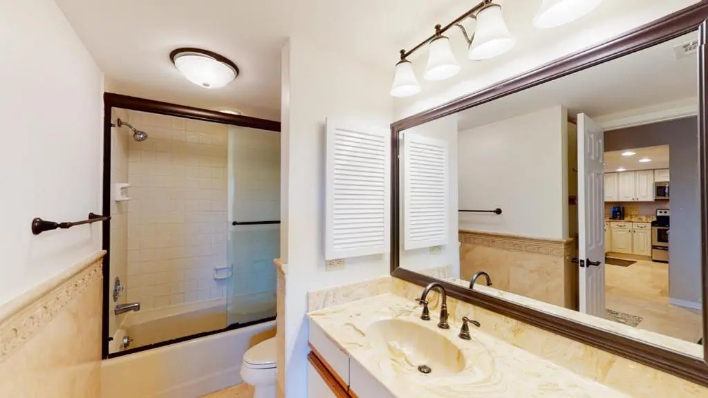 7169 Harbourside II