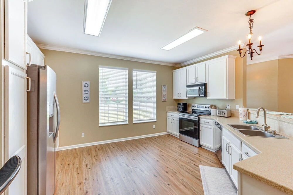 Dog-friendly Panama City Home 1 Mi to Powell Lake!