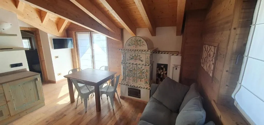 Paradise Lodge