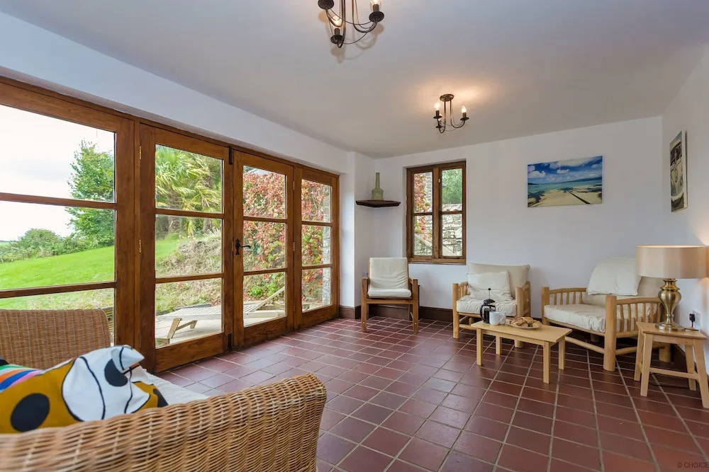 Prixford Barton 6 Bedrooms