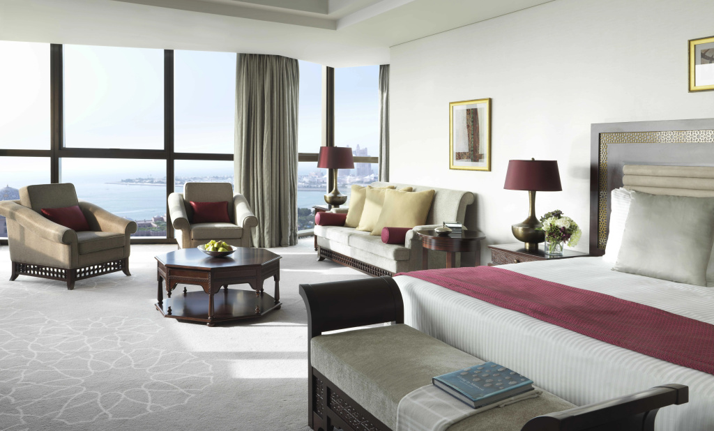 Bab Al Qasr Hotel