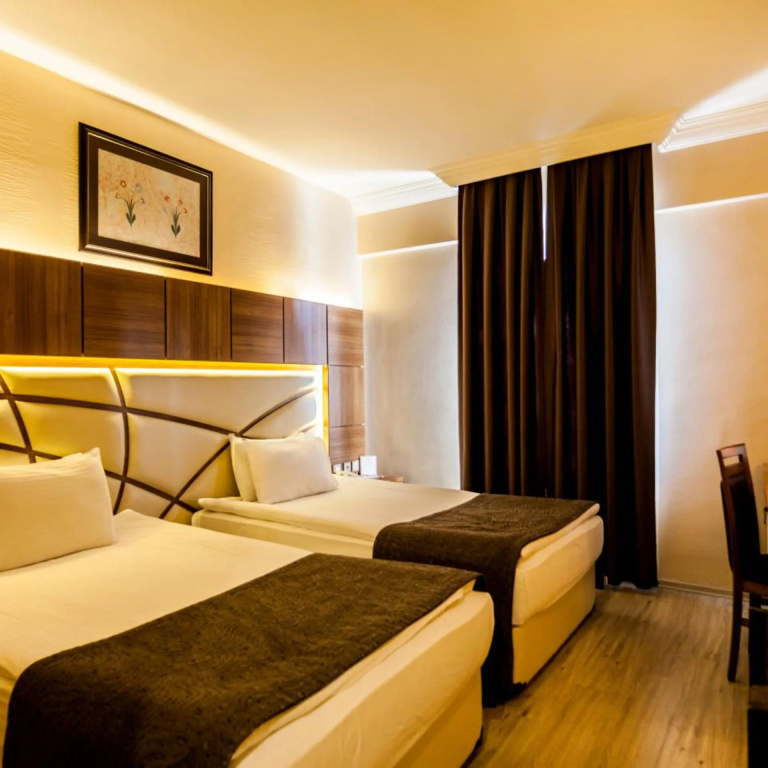 Rumi Hotel