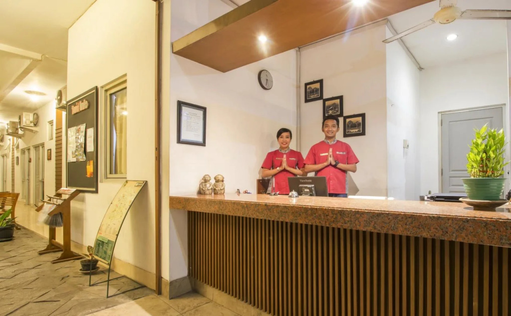 Poncowinatan Hotel