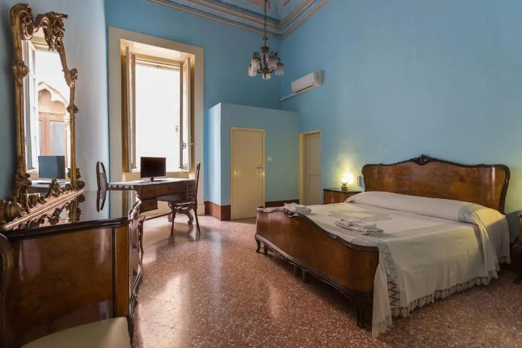 Palazzo Leuzzi B&B
