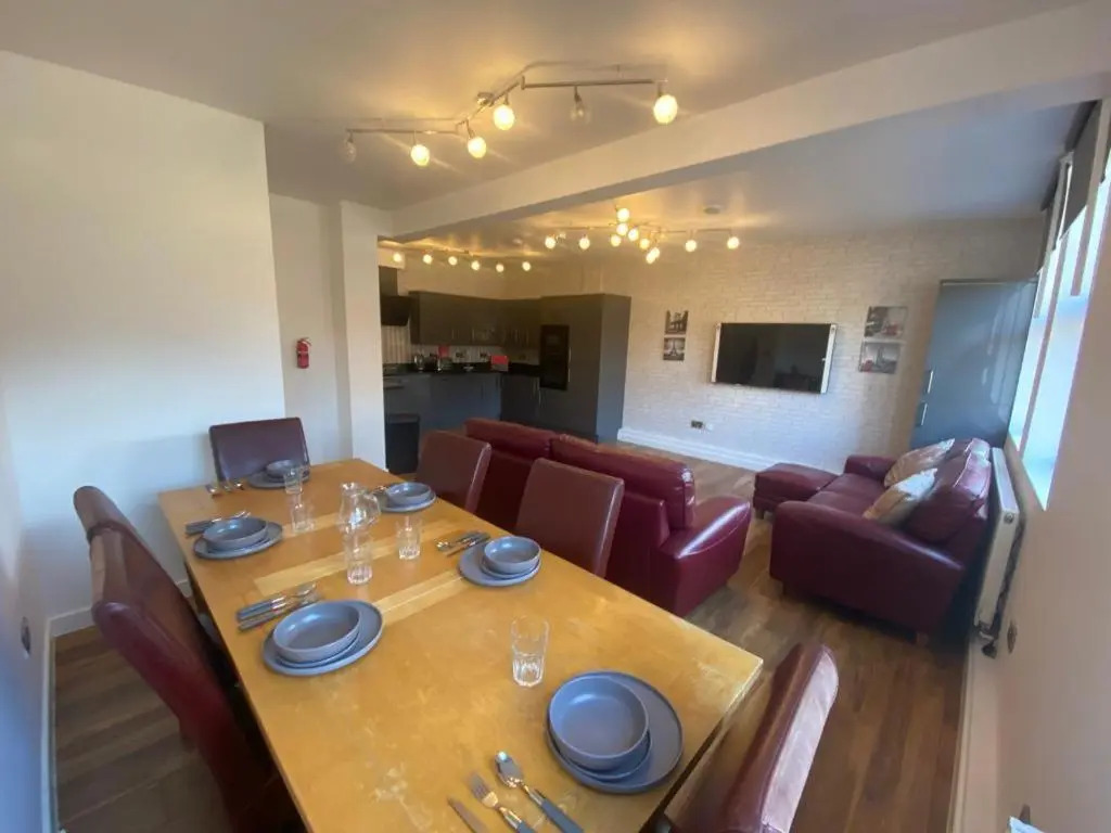 Merve Apartments