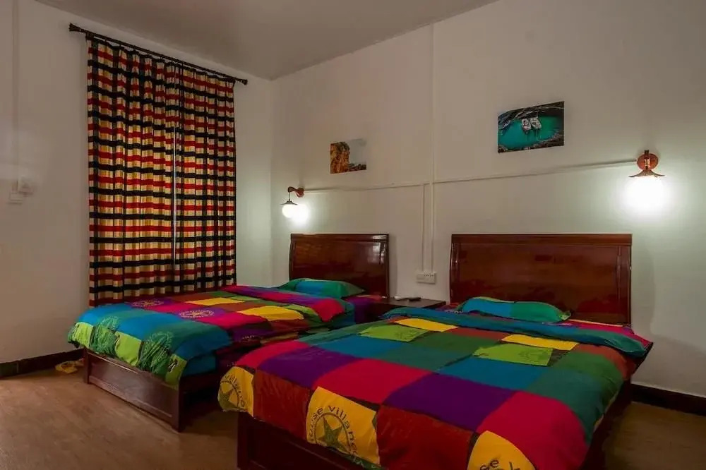 Weizhou Island Chujian Hostel