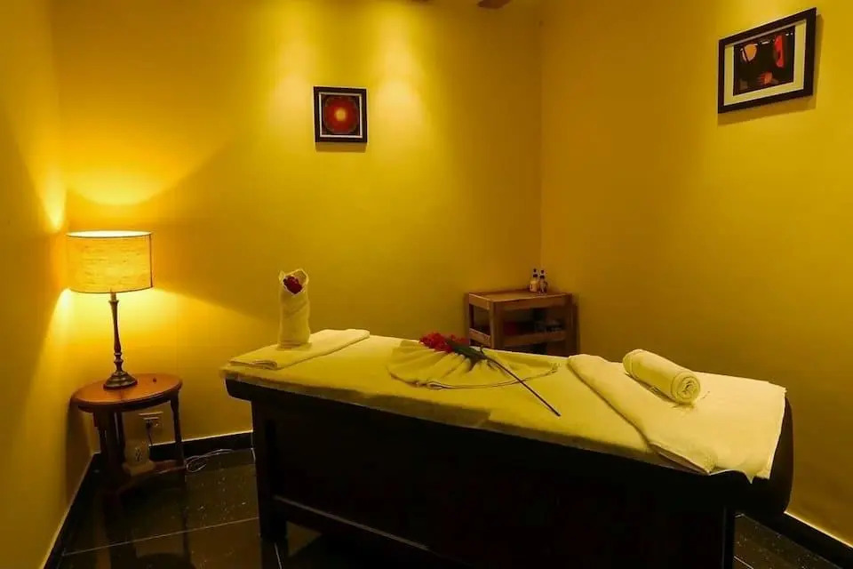 The Royal Court Hotel & Spa
