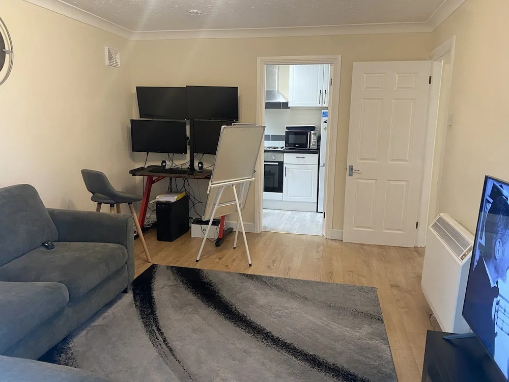 Inviting 1-bed Apartment in Southampton in a Quiet