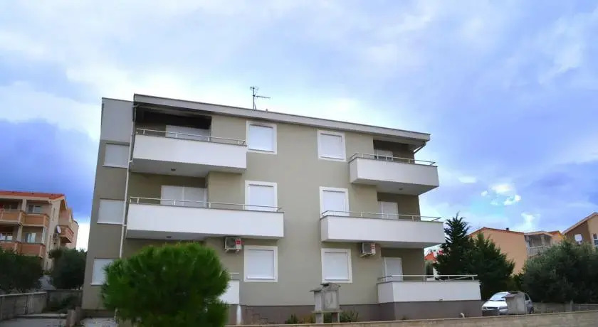 Apartment Lucky