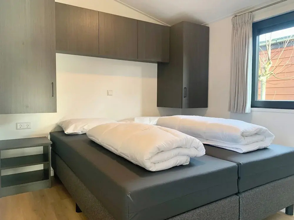 Chalet near Sint Maartenszee Beach