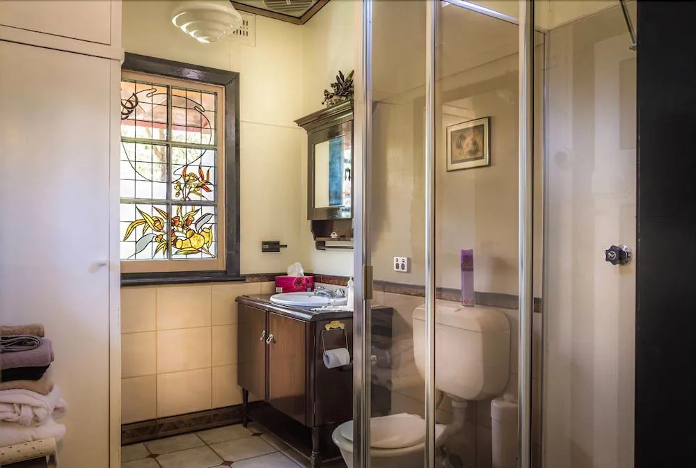 Hamilton Heritage B & B