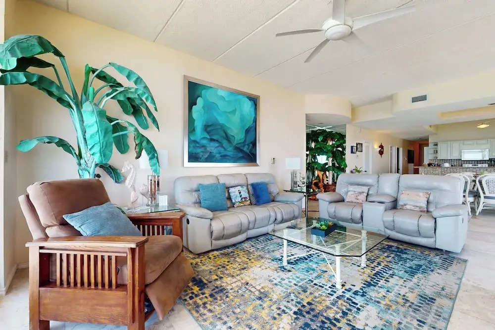 Shorefront Corner PH, 3br: Suntide III - Unit 1201