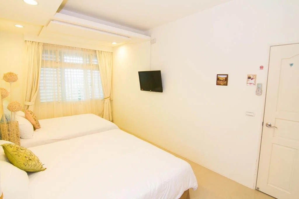 8 Kingdom B&B