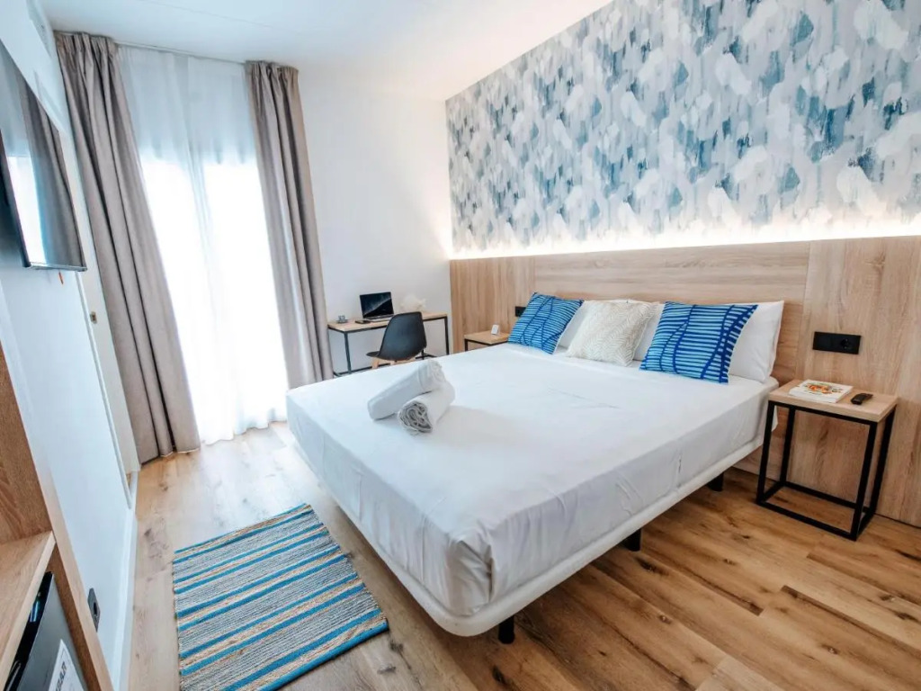 Sweet Lloret Suites - Smart Hotel
