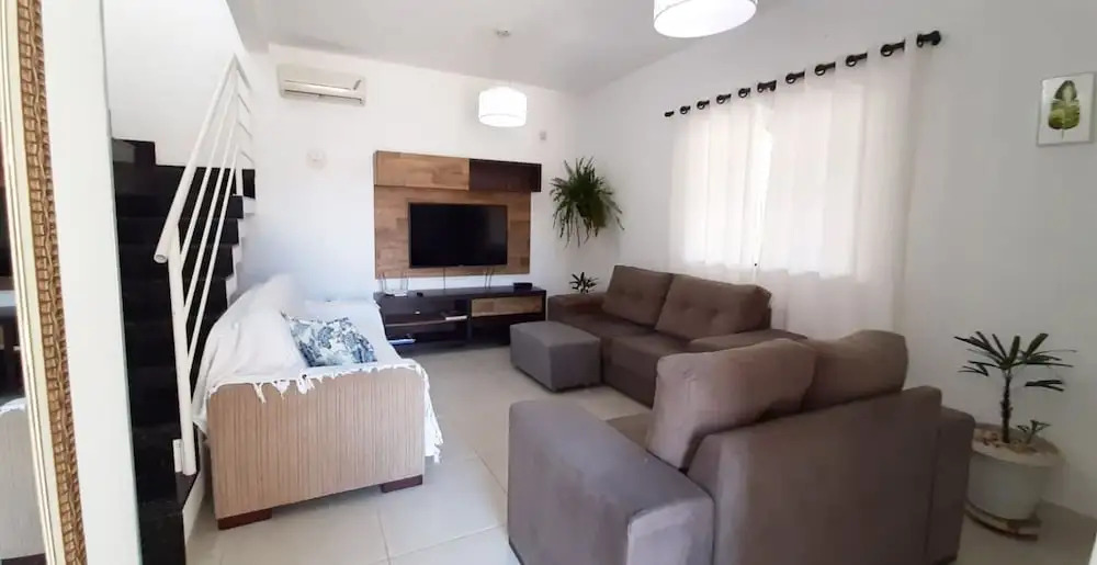 Casa na Praia de Mundaí com 3 quartos, piscina, e churrasqueira