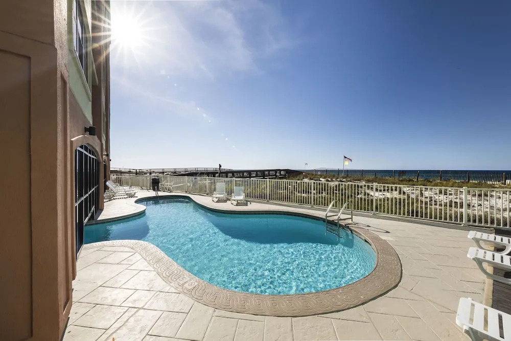 Harbour Place Condos