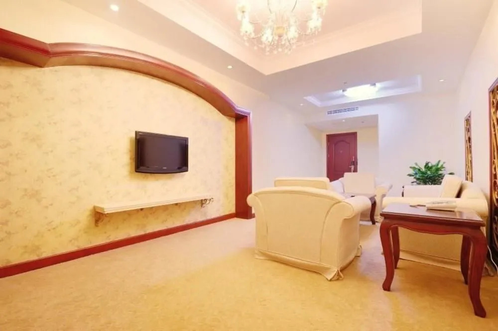 Lvweisi Yinhui Hotel