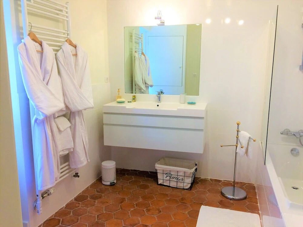 Les Demeures du Tonnelier, Maison Rue