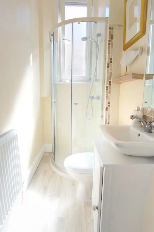 5 Luxury & Amazing Location Next to Arthur's Seat