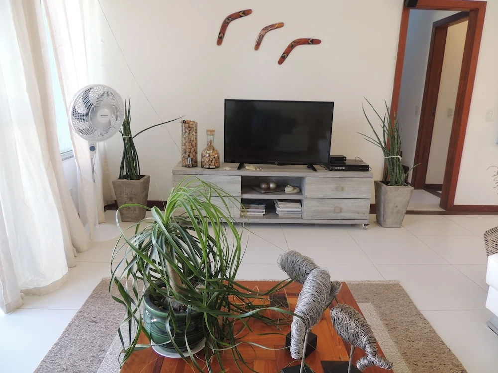 Ótima Casa com Vista para a Praia de Manguinhos
