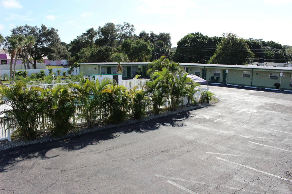Sunshine Inn & Suites Venice, Florida