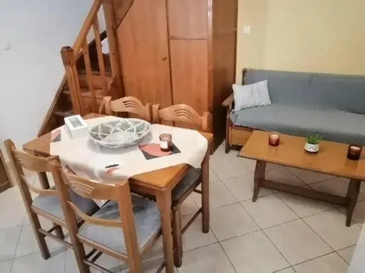 Samos House