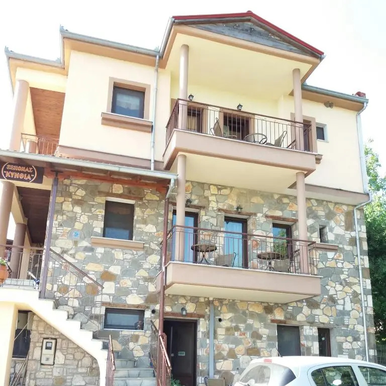 Kynthia Guesthouse
