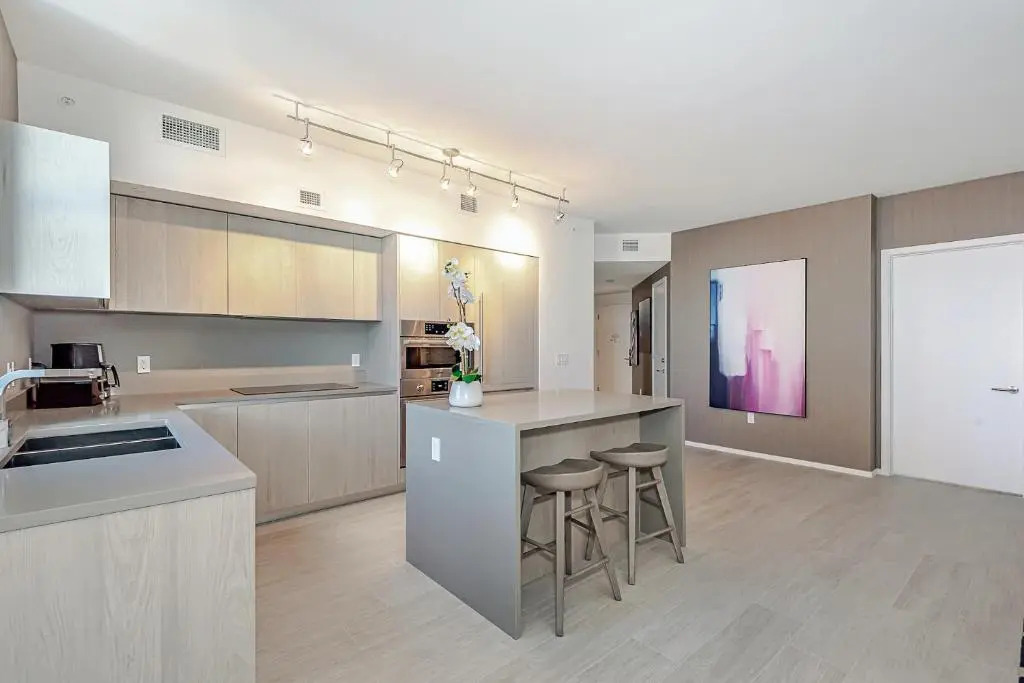 5 Infinity Pool Front Ocean View: Brand New 2BR
